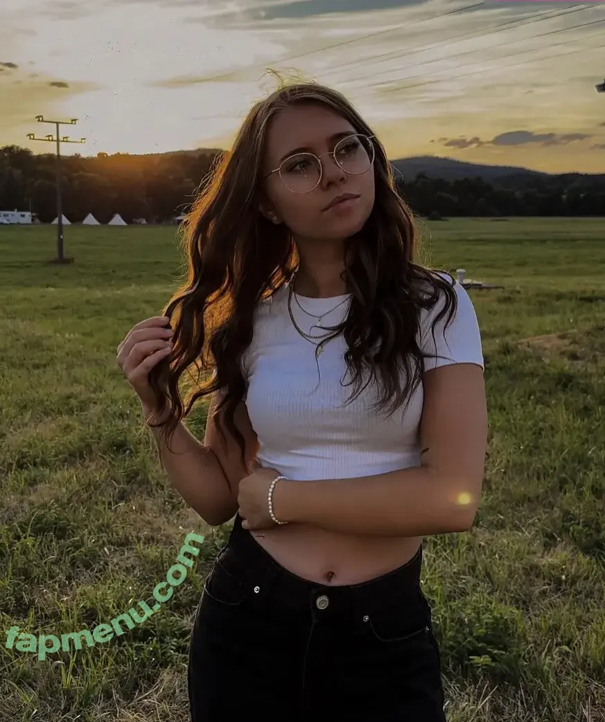 Anna Kauer nude photo #0262 (anna_kauer / anna_kauer04)