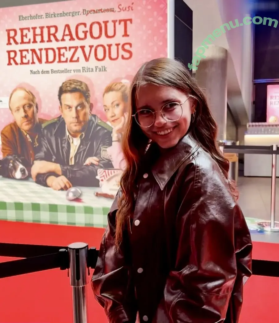 Anna Kauer nude photo #0274 (anna_kauer / anna_kauer04)