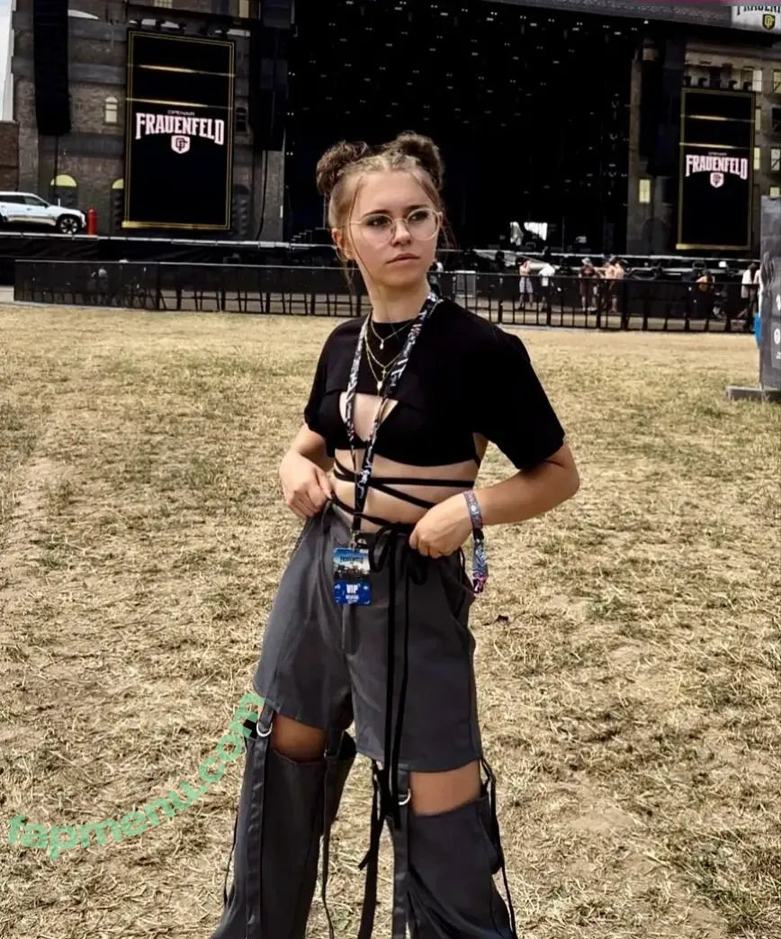 Anna Kauer nude photo #0283 (anna_kauer / anna_kauer04)