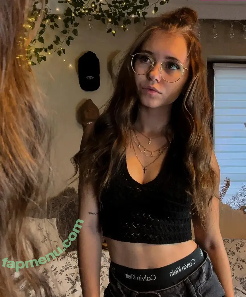 Anna Kauer nude photo #0434 (anna_kauer / anna_kauer04)