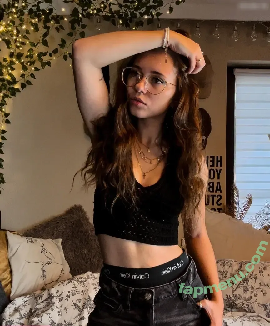 Anna Kauer nude photo #0436 (anna_kauer / anna_kauer04)