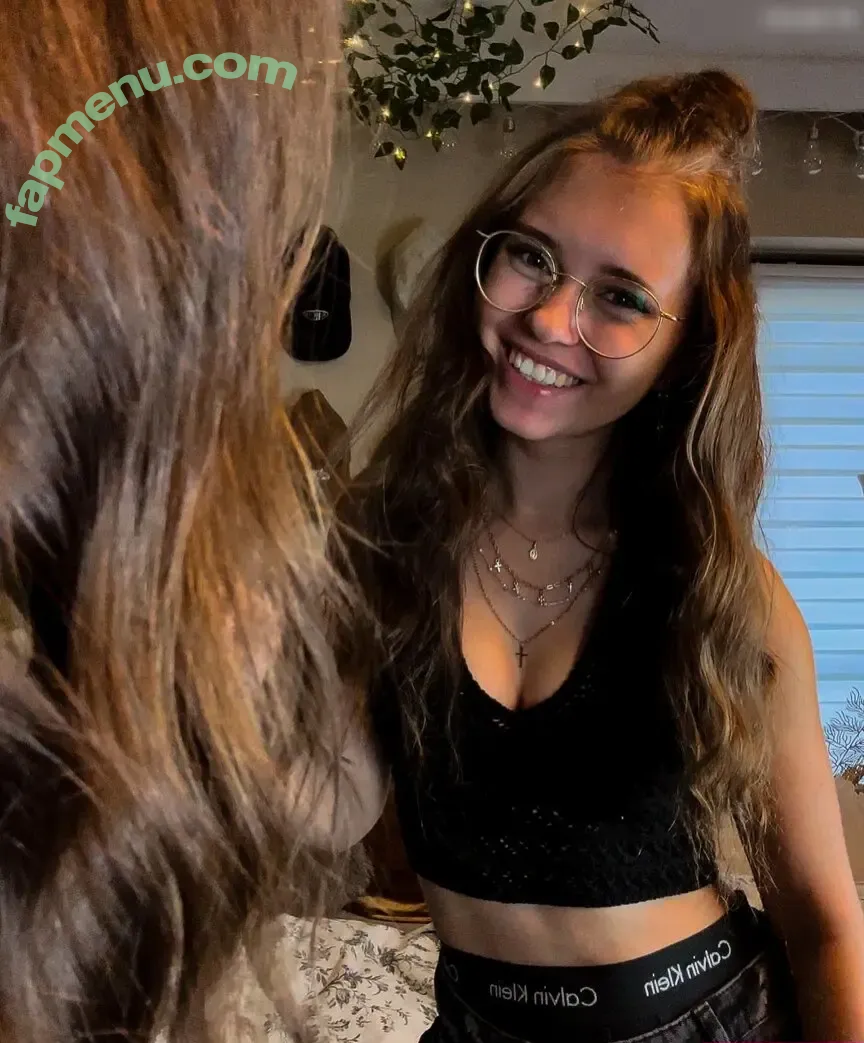 Anna Kauer nude photo #0437 (anna_kauer / anna_kauer04)