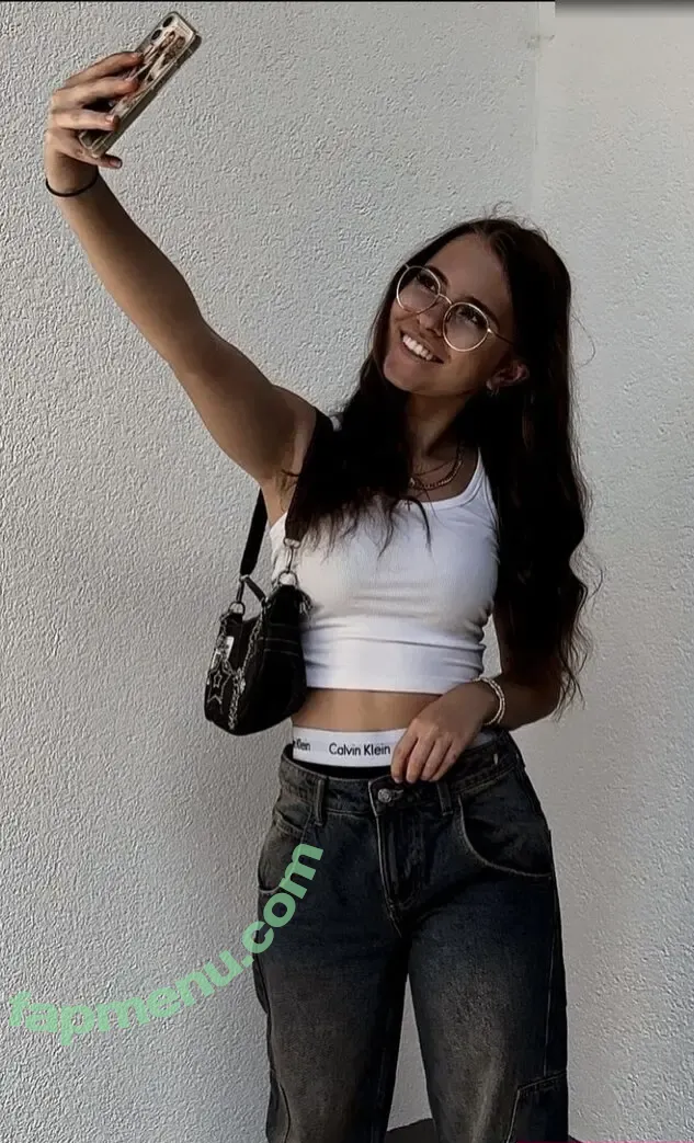 Anna Kauer nude photo #0458 (anna_kauer / anna_kauer04)