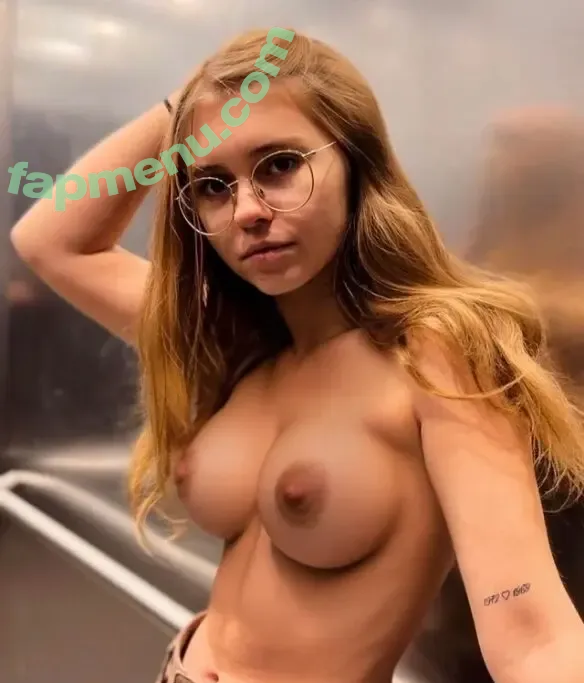 Anna Kauer nude photo #0468 (anna_kauer / anna_kauer04)