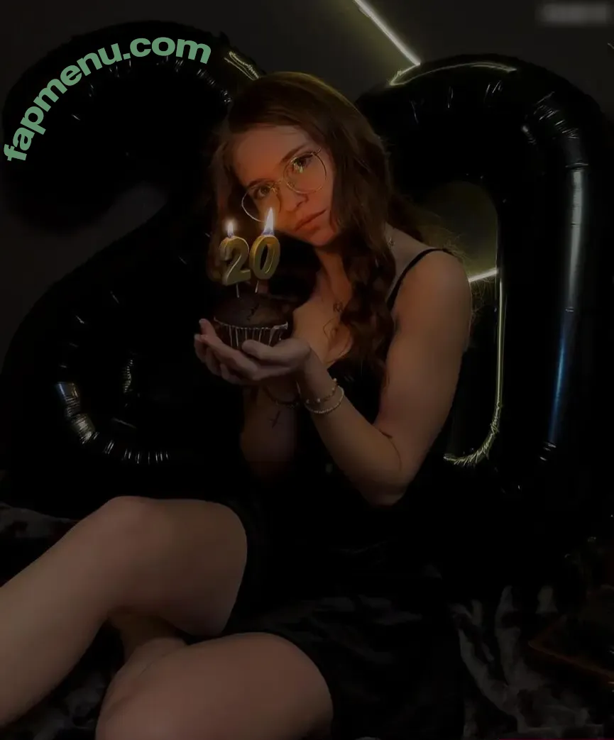 Anna Kauer nude photo #0536 (anna_kauer / anna_kauer04)