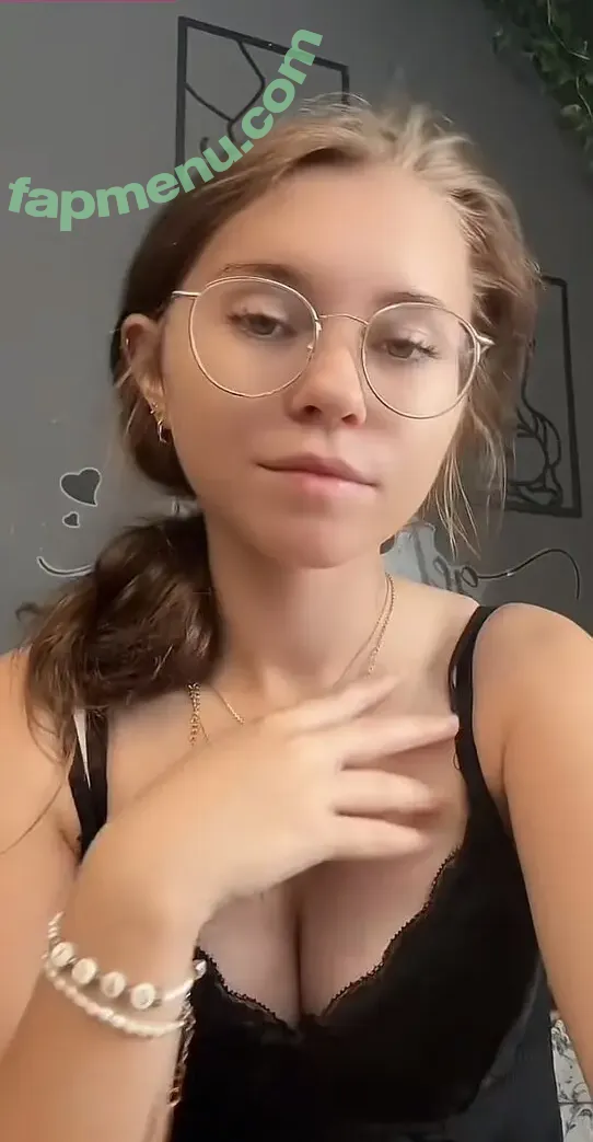 Anna Kauer nude photo #0551 (anna_kauer / anna_kauer04)