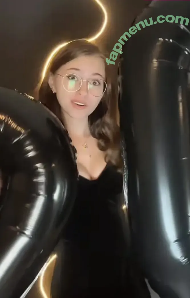 Anna Kauer nude photo #0557 (anna_kauer / anna_kauer04)