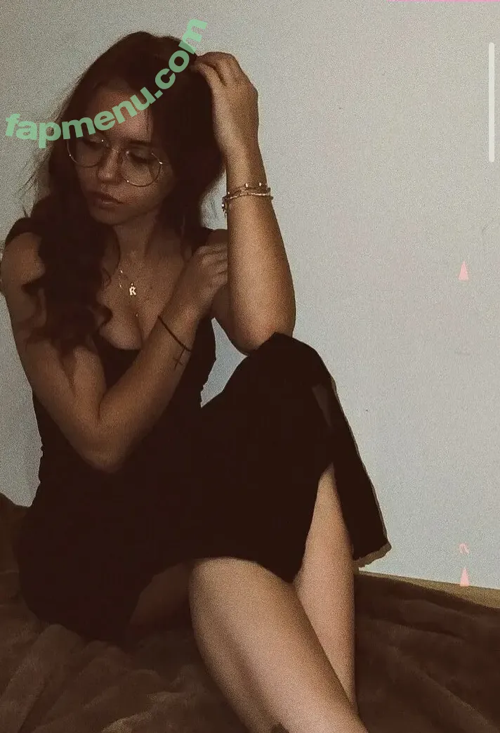 Anna Kauer nude photo #0579 (anna_kauer / anna_kauer04)