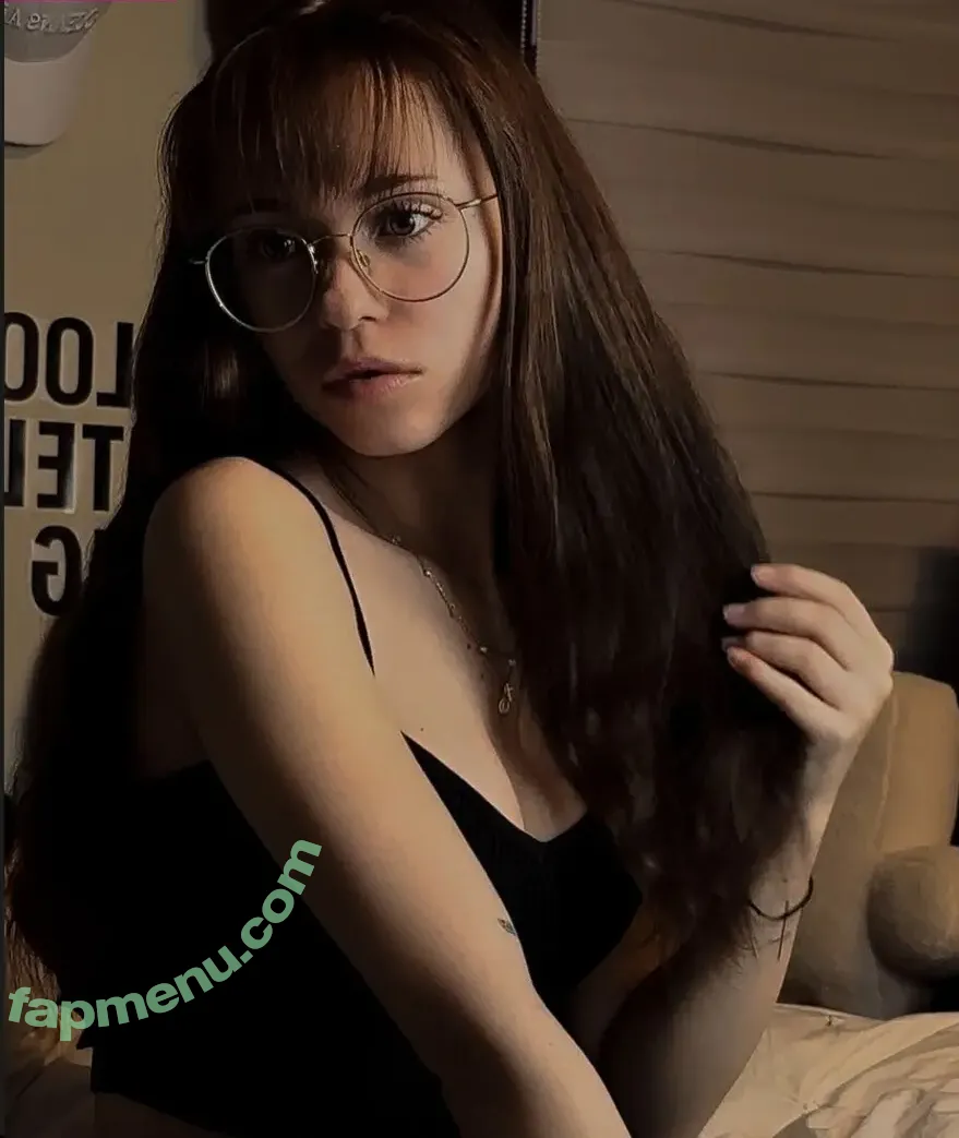 Anna Kauer nude photo #0628 (anna_kauer / anna_kauer04)