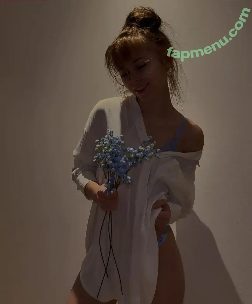 Anna Kauer nude photo #0637 (anna_kauer / anna_kauer04)