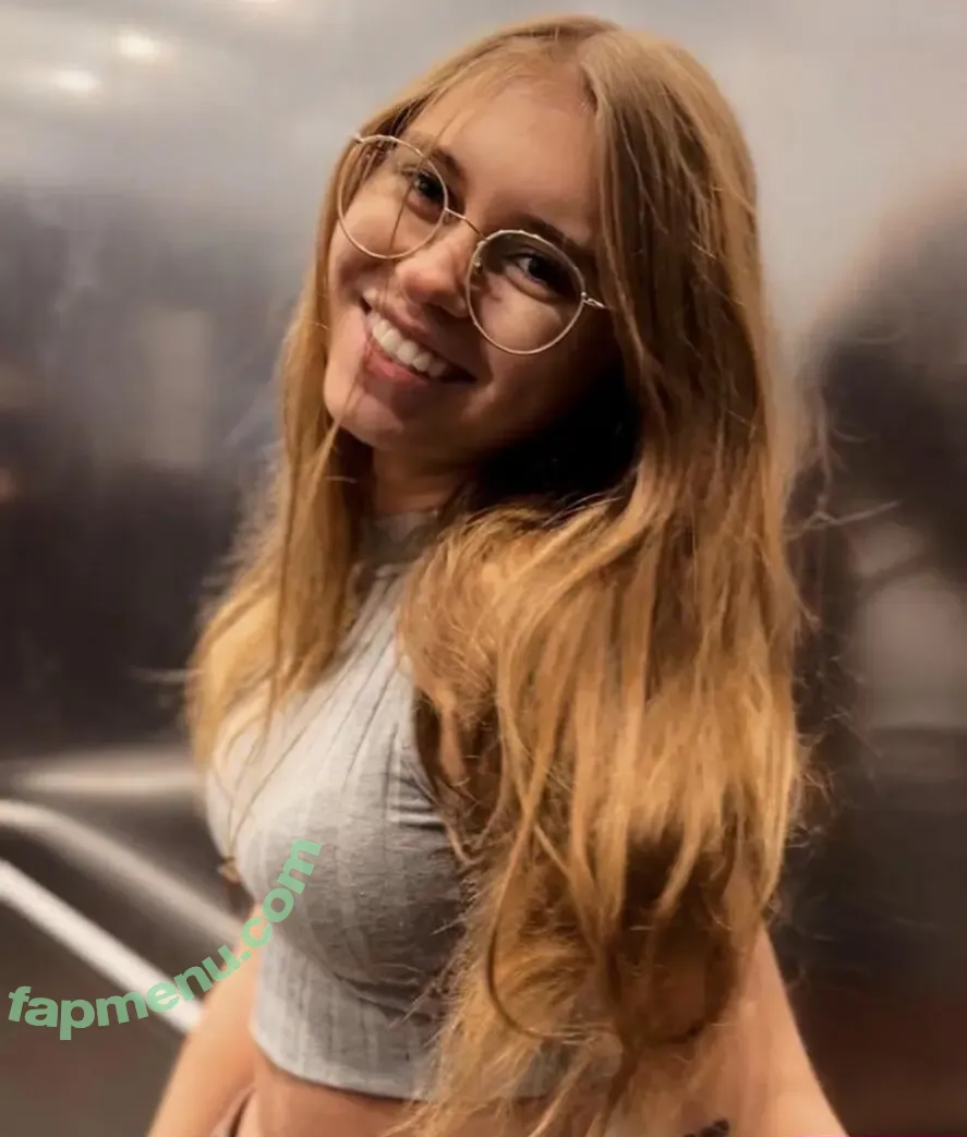 Anna Kauer nude photo #0668 (anna_kauer / anna_kauer04)