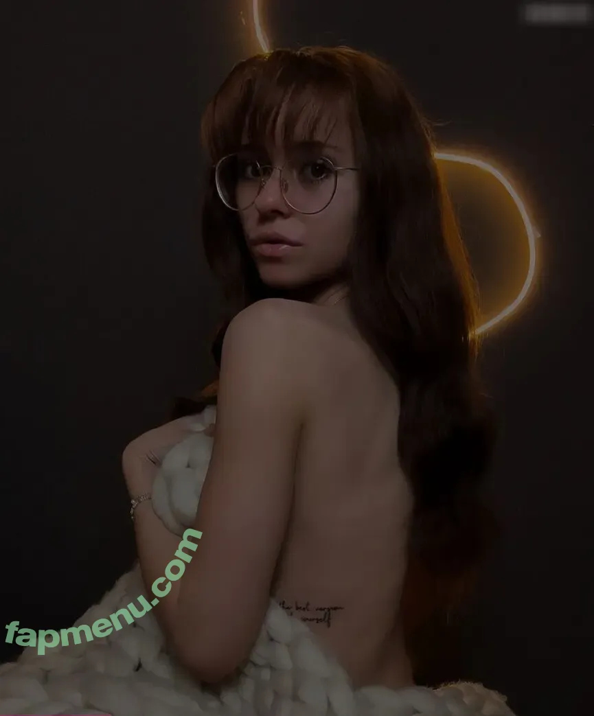 Anna Kauer nude photo #0702 (anna_kauer / anna_kauer04)