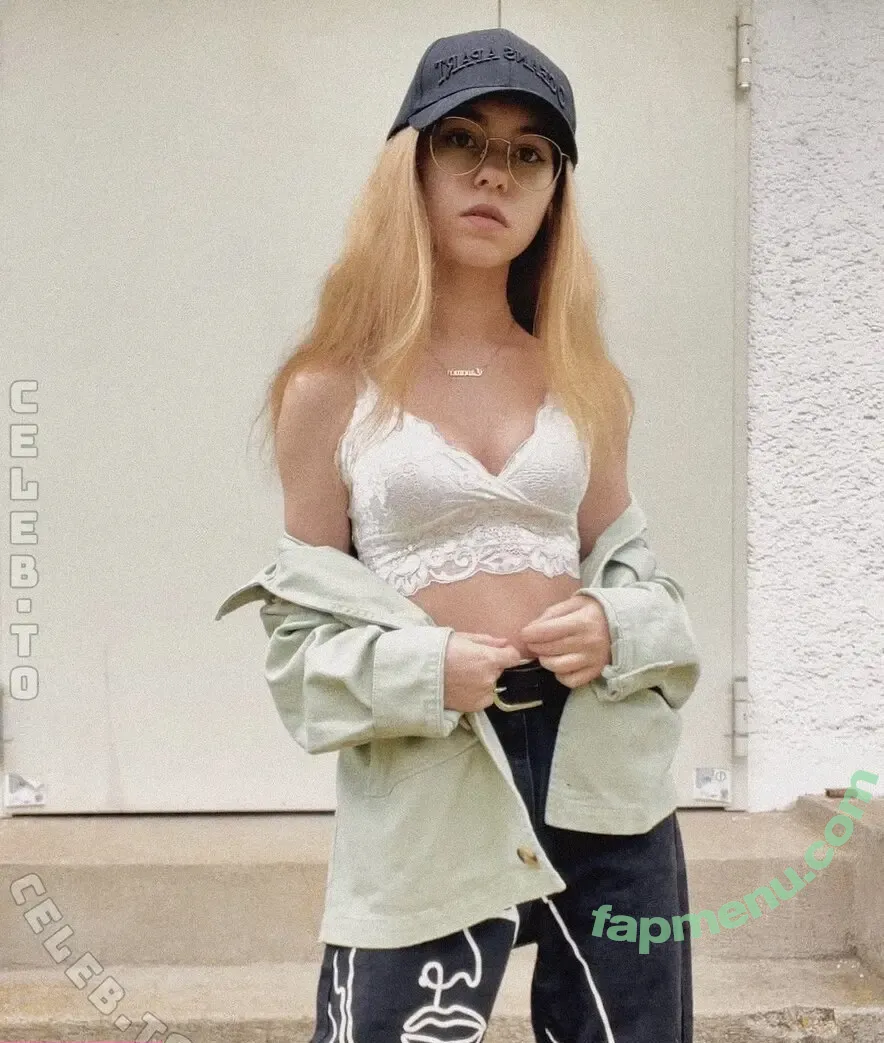 Anna Kauer nude photo #1159 (anna_kauer / anna_kauer04)