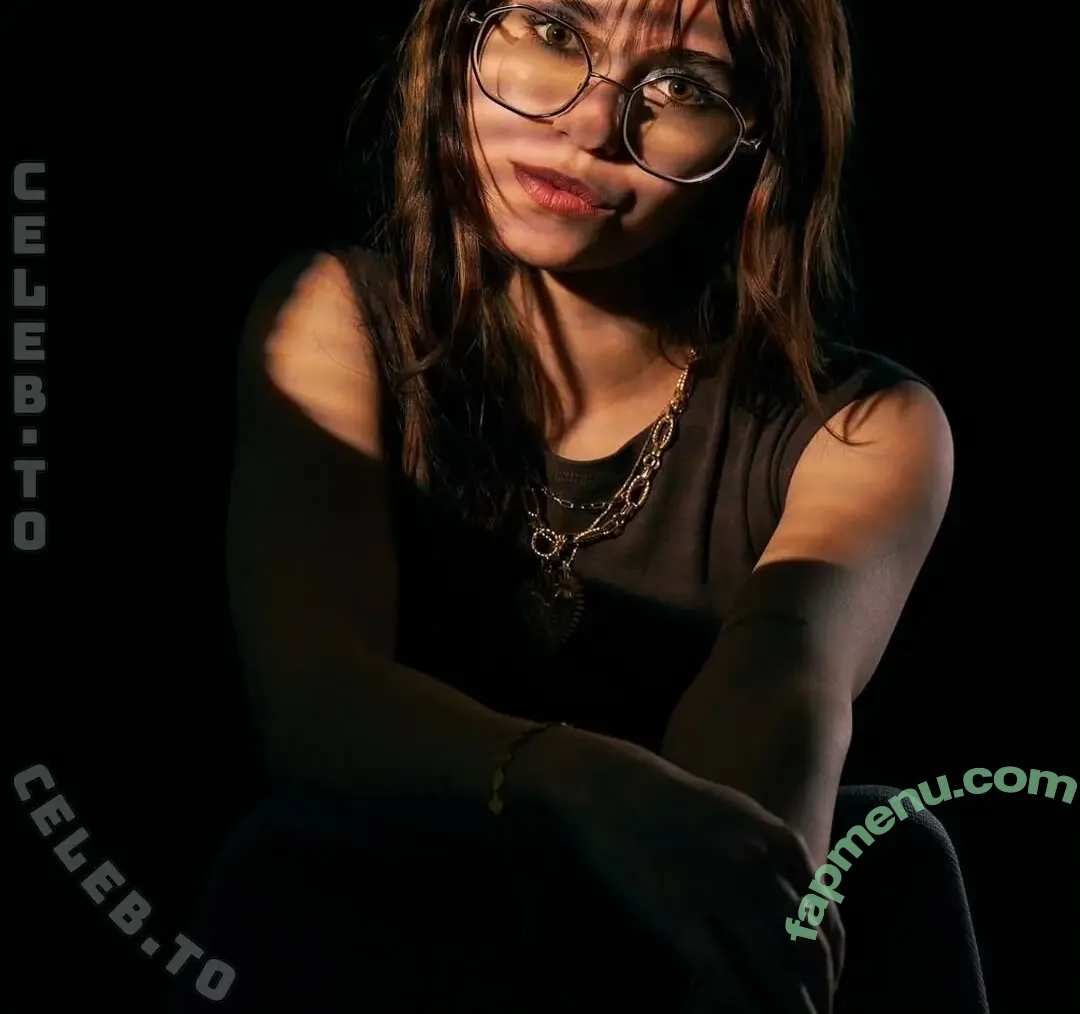 Anna Kauer nude photo #1223 (anna_kauer / anna_kauer04)