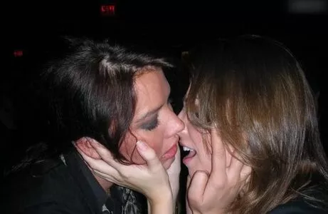 Anna Kendrick / AnnaKendrick47 nude photo #1425