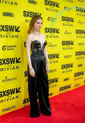 Anna Kendrick / AnnaKendrick47 nude photo #1794