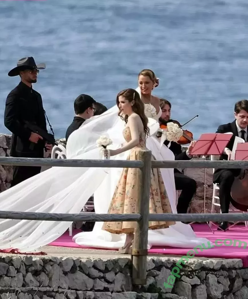 Anna Kendrick nude photo #1079 (AnnaKendrick47)