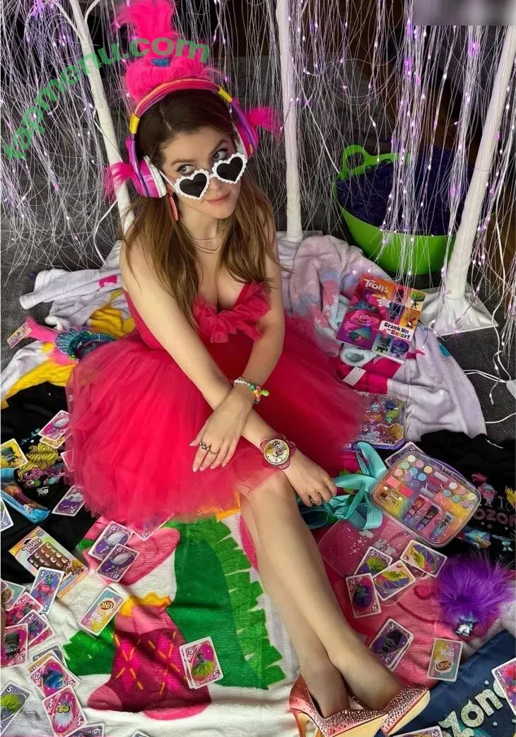 Anna Kendrick nude photo #1496 (AnnaKendrick47)