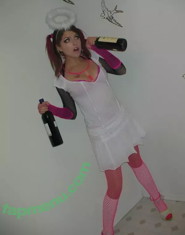 Anna Kendrick nude photo #1514 (AnnaKendrick47)