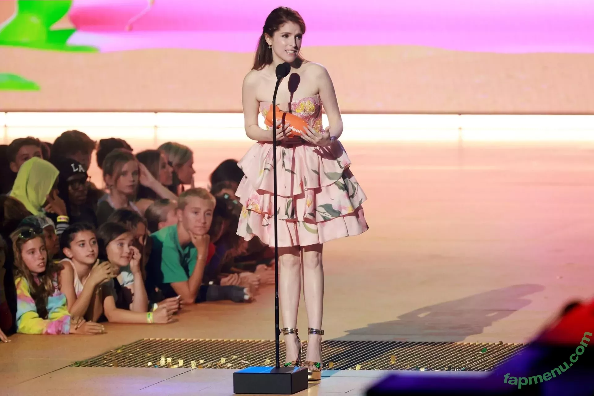 Anna Kendrick nude photo #1528 (AnnaKendrick47)