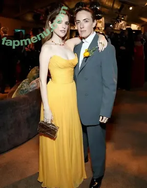 Anna Kendrick / AnnaKendrick47 nude photo #2234