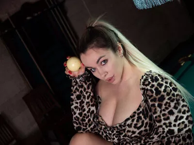 Anna Kostenko / annetkostenko nude photo #0643