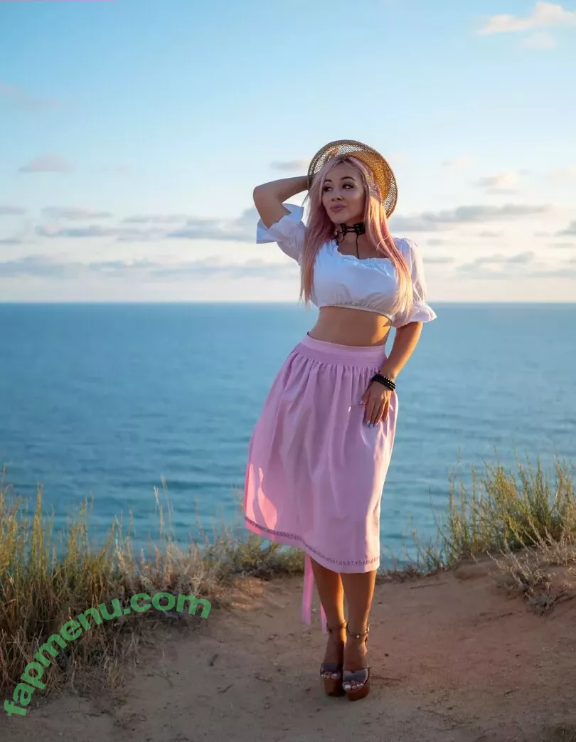 Anna Kostenko nude photo #0795 (annetkostenko)