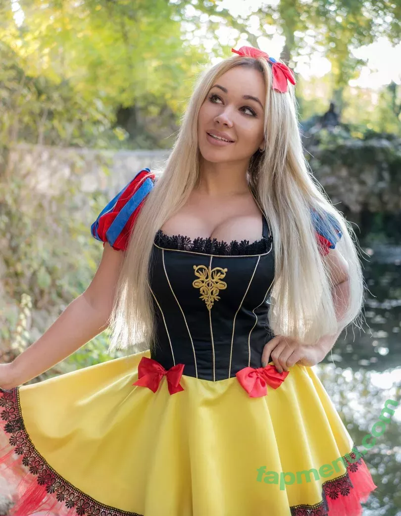 Anna Kostenko nude photo #0819 (annetkostenko)