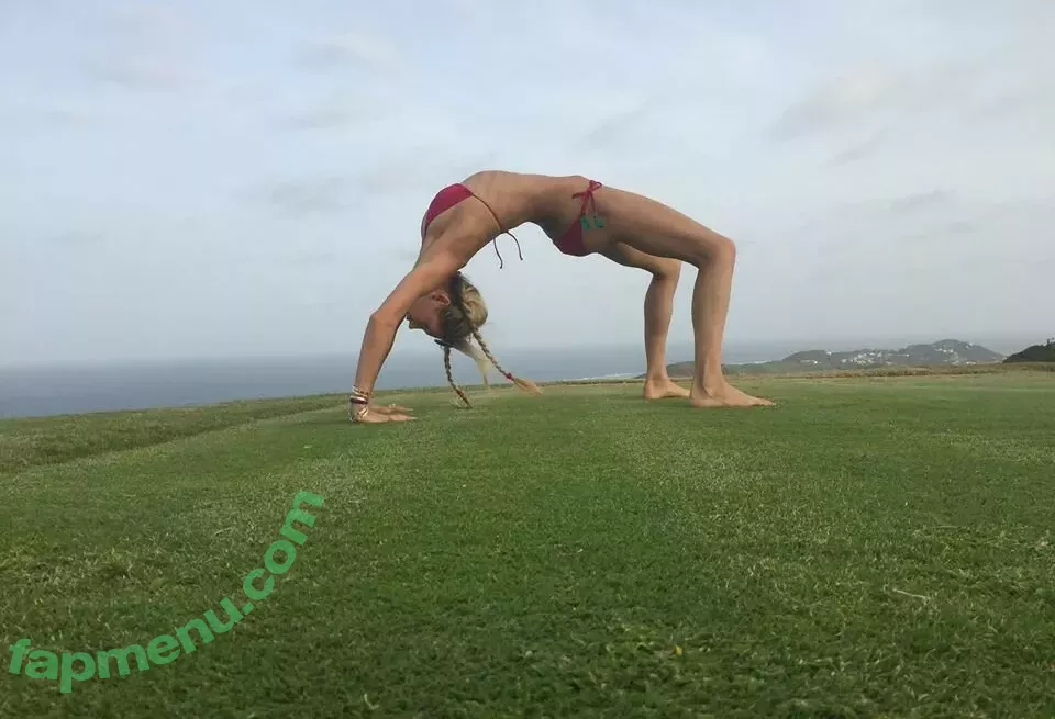 Anna Kournikova nude photo #0096 (annakournikova)