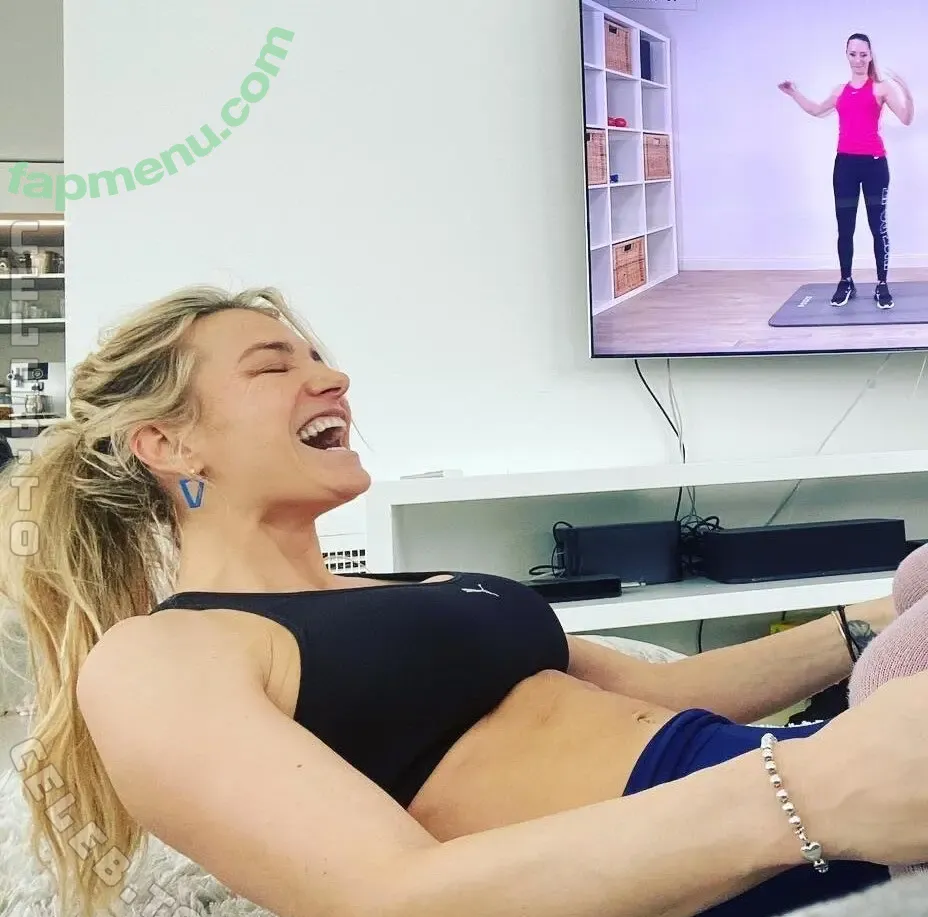 Anna Kraft nude photo #0115 (AnnaKraftAK / annakraft1)