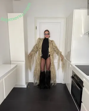 Anna Malyg0n / mmollyyy.ann nude photo #0077