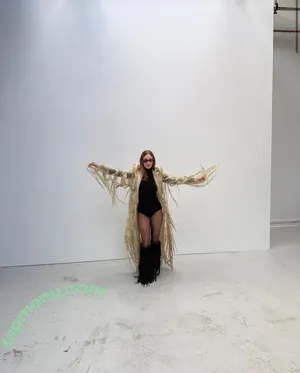 Anna Malyg0n / mmollyyy.ann nude photo #0081