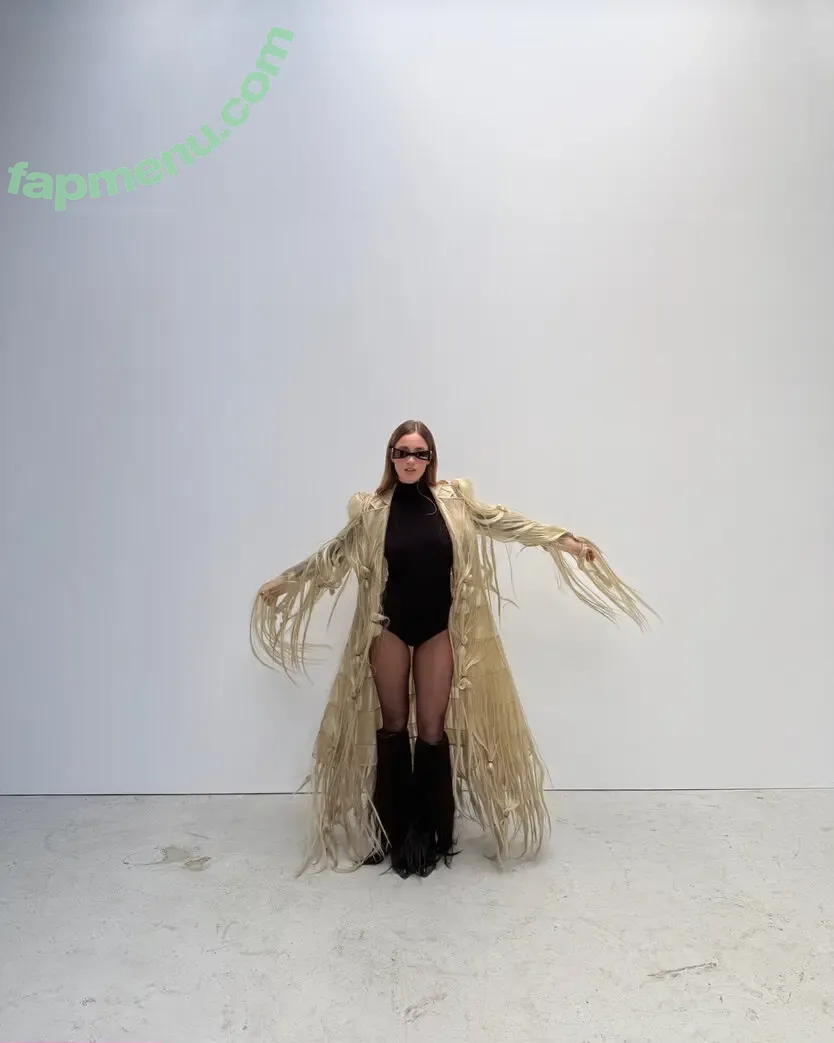 Anna Malyg0n nude photo #0084 (mmollyyy.ann)