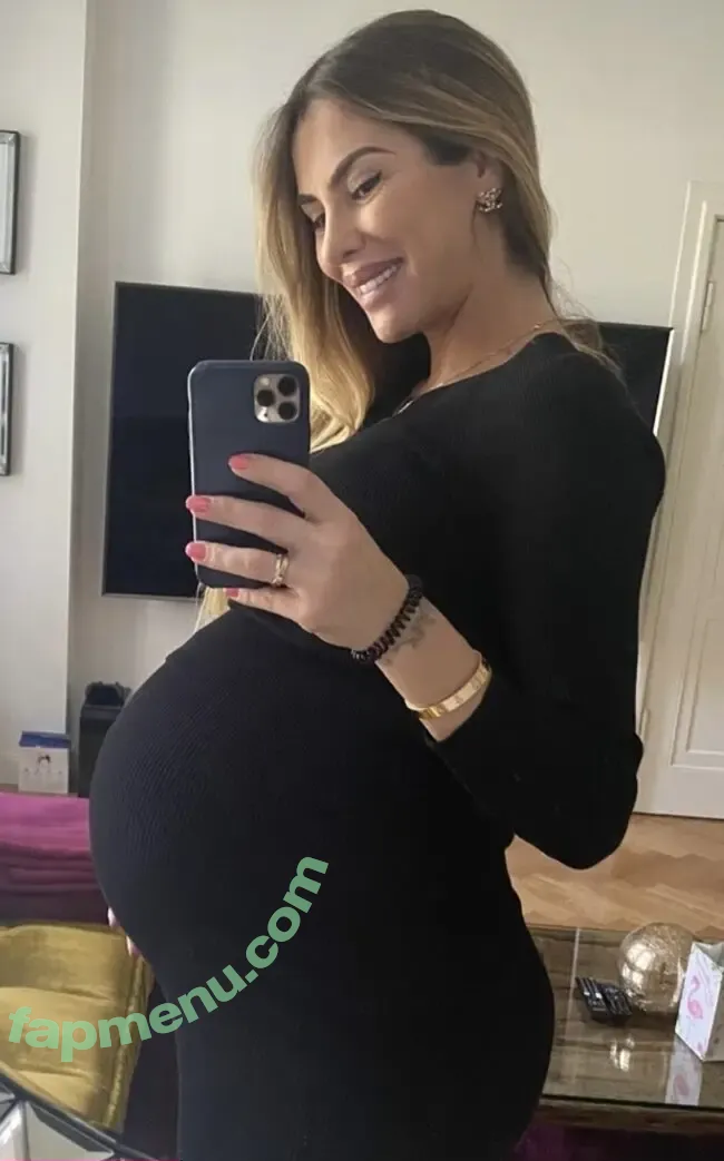 Anna-Maria Ferchichi nude photo #0007 (Anna Maria Ferchichi / anna_maria_ferchichi)