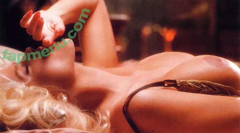 Anna Nicole Smith nude photo #0019 (annanicolesmithofficial / gothannanicolesmith)