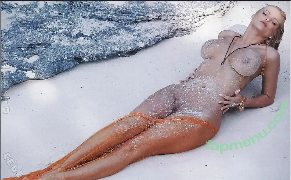 Anna Nicole Smith nude photo #0183 (annanicolesmithofficial)