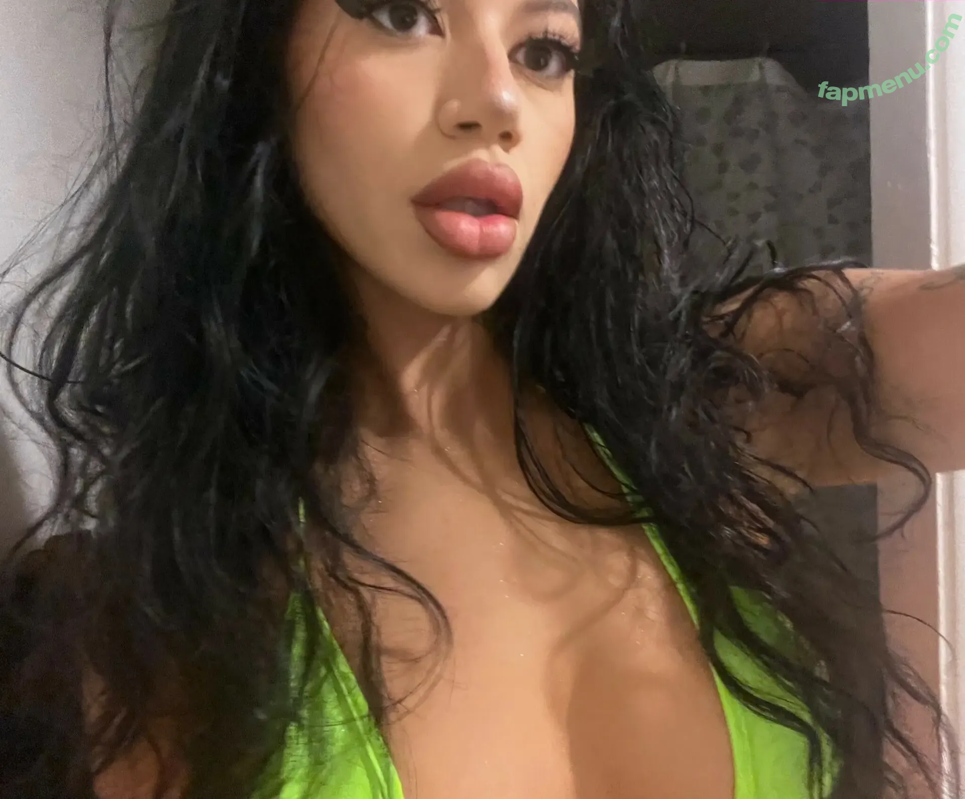 Anna Nicole Spliff nude photo #0029 (hotgirlstutter)