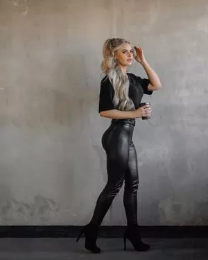 Anna Nyström / annanystrom / annanystromof nude photo #0022