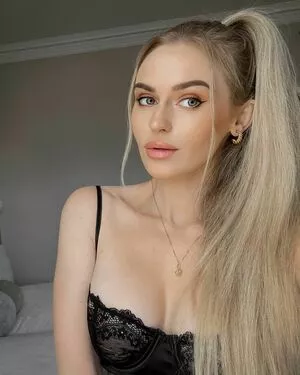 Anna Nyström / annanystrom / annanystromof nude photo #0061