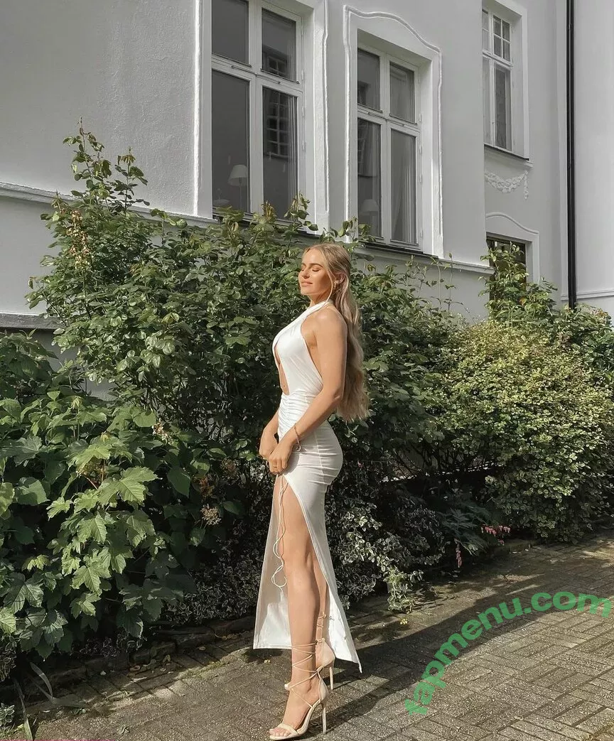 Anna Nyström nude photo #0076 (annanystrom / annanystromof)