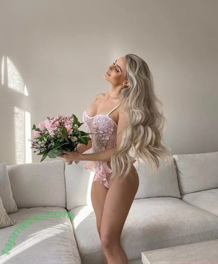 Anna Nyström nude photo #0122 (annanystrom / annanystromof)