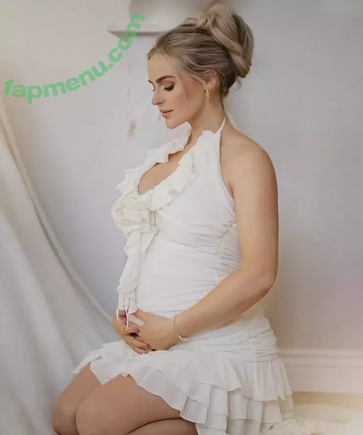 Anna Nyström nude photo #0290 (annanystrom / annanystromof)