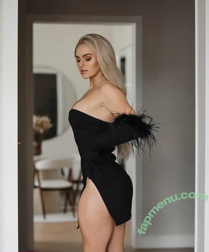 Anna Nyström nude photo #0418 (annanystrom / annanystromof)