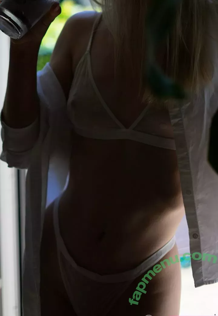 anna.ocori nude photo #0021 (anna.ocori)