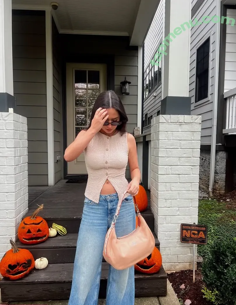 Anna Paige Lambert nude photo #0021 (annapaigelambert)