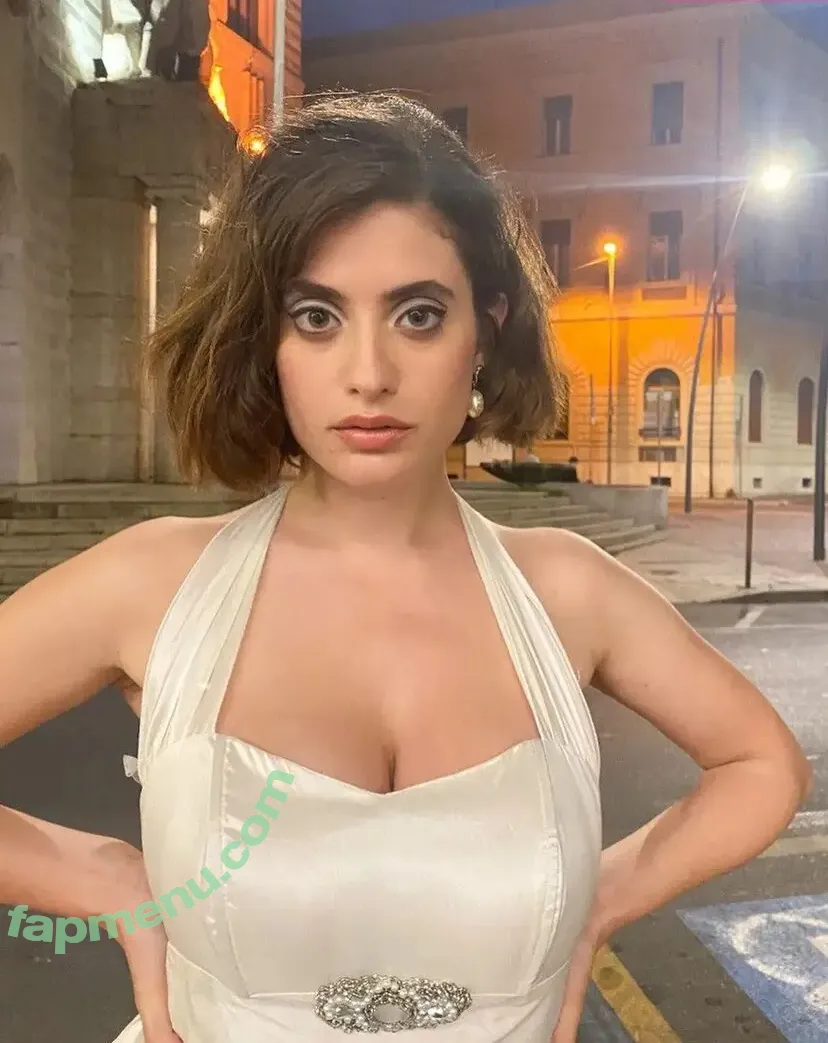 Anna Pittureri nude photo #0195 (annaschmidti / annina_pittureri)