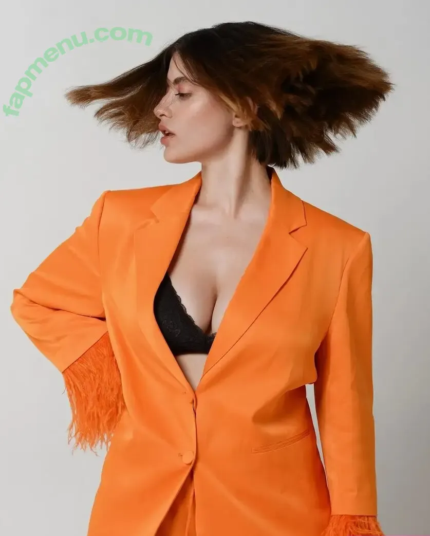 Anna Pittureri nude photo #0200 (annaschmidti / annina_pittureri)