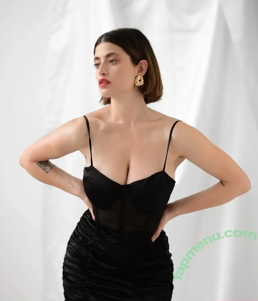 Anna Pittureri nude photo #0201 (annaschmidti / annina_pittureri)