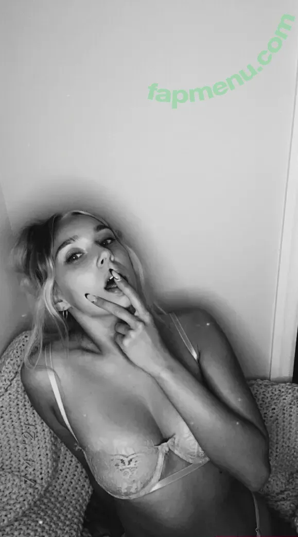 anna_ryan nude photo #0033 (anna_ryan____)