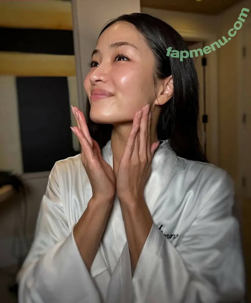 Anna Sawai nude photo #0392 (annasawai)